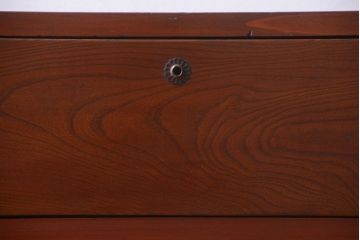 アンティーク家具　和製アンティーク　シンプルな衣装箪笥の鉄脚ローボード(ローチェスト)(2)