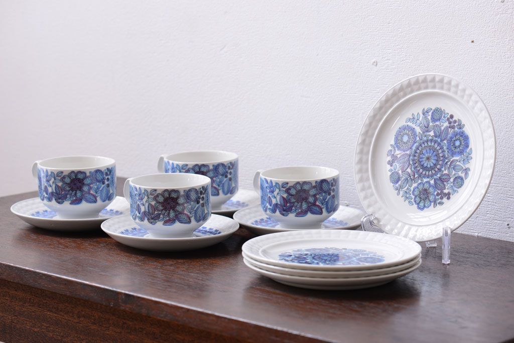 アンティーク雑貨　スペインビンテージ　PONTESA(ポンテサ)　カップ&ソーサー、皿など8点セット