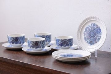 アンティーク雑貨　スペインビンテージ　PONTESA(ポンテサ)　カップ&ソーサー、皿など8点セット