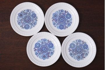 アンティーク雑貨　スペインビンテージ　PONTESA(ポンテサ)　カップ&ソーサー、皿など8点セット