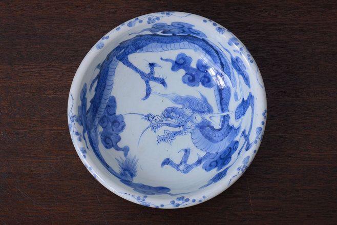アンティーク雑貨　古民具・骨董 明治期 龍の図 染付深鉢(お皿)