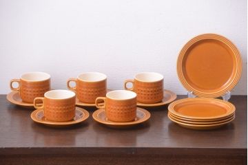 イギリスビンテージ　HORNSEA(ホーンジー)　Saffron(サフラン)シリーズ　カップ&ソーサー5客、皿5枚セット