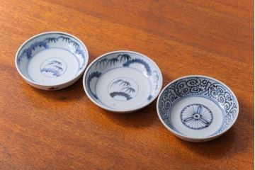 アンティーク雑貨　アンティーク 江戸期　蛸唐草　染付なます皿など3点セット