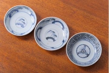 アンティーク雑貨　アンティーク 江戸期　蛸唐草　染付なます皿など3点セット