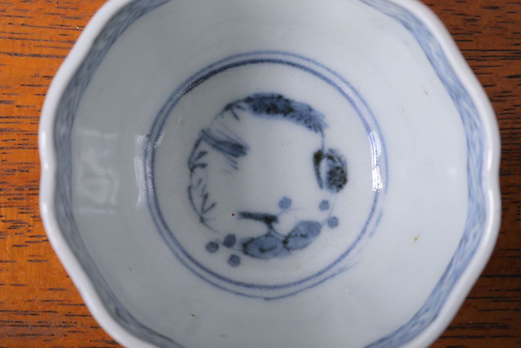 アンティーク雑貨　江戸期　染付微塵唐草向付7客(古伊万里・猪口)