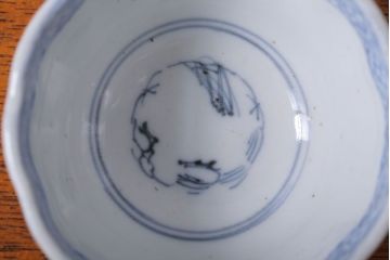 アンティーク雑貨　江戸期　染付微塵唐草向付7客(古伊万里・猪口)