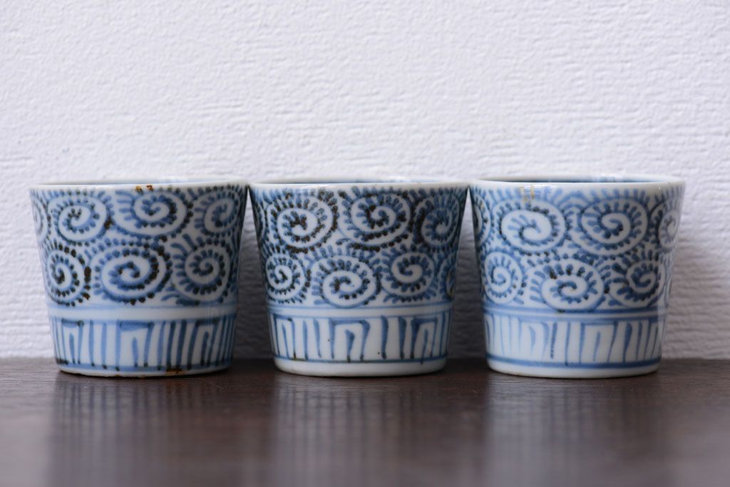 アンティーク雑貨　江戸期　蛸唐草蕎麦猪口3客(古伊万里)