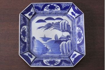 アンティーク雑貨　古民具・骨董　明治期!染付八角皿(伊万里)