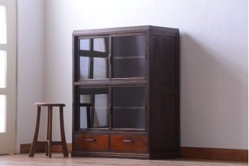 アンティーク家具　アンティーク　古い木が味わい深いシンプルな収納棚