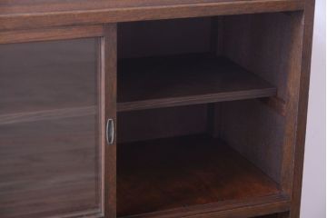 アンティーク家具　アンティーク　古い木が味わい深いシンプルな収納棚