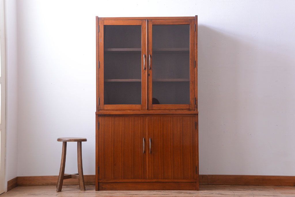 レトロ家具　昭和レトロ　シンプルなアンティーク食器棚(カップボード)