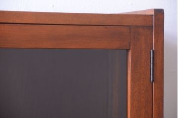 レトロ家具　昭和レトロ　シンプルなアンティーク食器棚(カップボード)