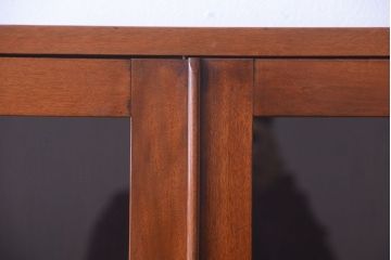 レトロ家具　昭和レトロ　シンプルなアンティーク食器棚(カップボード)