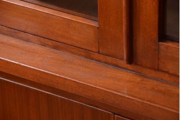 レトロ家具　昭和レトロ　シンプルなアンティーク食器棚(カップボード)