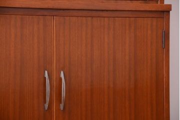 レトロ家具　昭和レトロ　シンプルなアンティーク食器棚(カップボード)