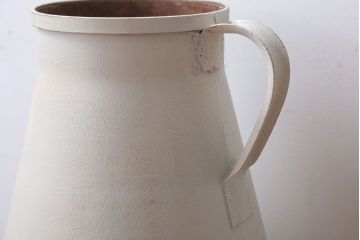 昭和レトロ 古いアイアンのペイントミルク缶(牛乳缶)