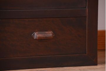 アンティーク家具　和製アンティーク　モールガラス入り引き戸付き!モダンな縦型収納棚