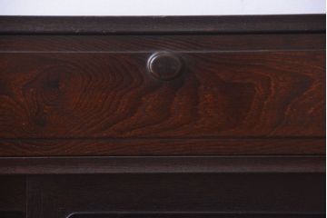 アンティーク家具　古民具・骨董　かくし付き　前面桑材のアンティーク横桟引き戸帳場箪笥