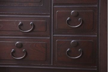 アンティーク家具　古民具・骨董　かくし付き　前面桑材のアンティーク横桟引き戸帳場箪笥