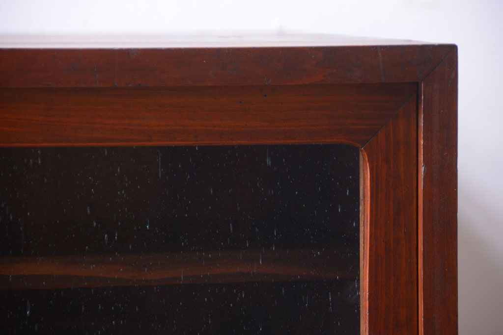 アンティーク家具　アンティーク　気泡ガラス引き戸の鉄脚ローボード