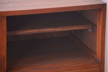 アンティーク家具　アンティーク　気泡ガラス引き戸の鉄脚ローボード