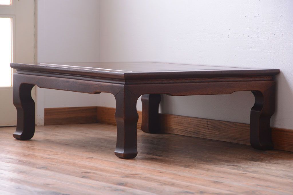 アンティーク家具　和製アンティーク　総欅材の重厚な座卓(センターテーブル)