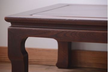 アンティーク家具　和製アンティーク　総欅材の重厚な座卓(センターテーブル)