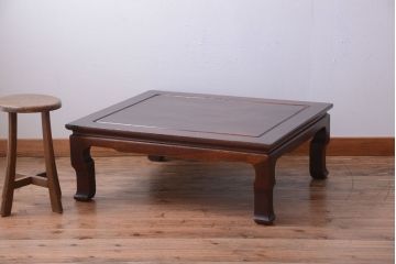 アンティーク家具　和製アンティーク　総欅材の重厚な座卓(センターテーブル)