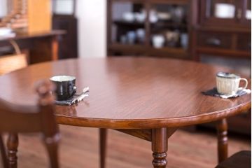 ヴィンテージ家具　和製アンティーク　ビンテージキツツキマーク!上品なラウンドダイニングテーブル