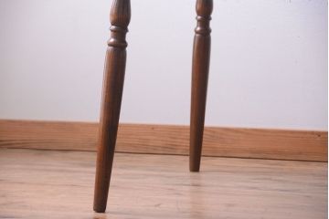 ヴィンテージ家具　和製アンティーク　ビンテージキツツキマーク!上品なラウンドダイニングテーブル