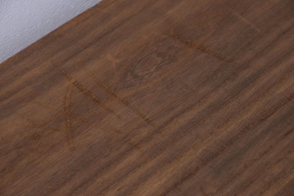 アンティーク家具　古民具・骨董　新潟産　厚手の銅金具が美しい総桐材の高級衣装箪笥(桐箪笥、桐たんす)