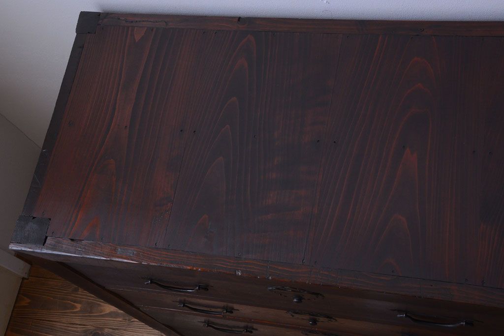 アンティーク家具　古民具・骨董　大きな収納箪笥サイドボード(水屋箪笥)