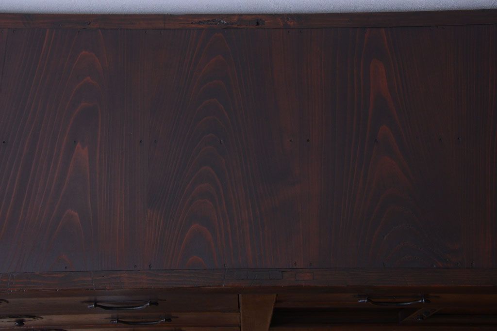 アンティーク家具　古民具・骨董　大きな収納箪笥サイドボード(水屋箪笥)