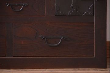 アンティーク家具　古民具・骨董　大きな収納箪笥サイドボード(水屋箪笥)