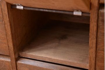 レトロ家具　昭和レトロ　古い木製の大きなアンティークロッカー