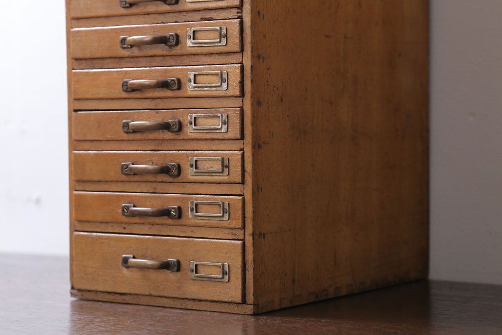 レトロ家具　昭和レトロ　ネームプレート付き!小物収納に便利なアンティーク小引き出し
