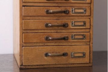 レトロ家具　昭和レトロ　ネームプレート付き!小物収納に便利なアンティーク小引き出し