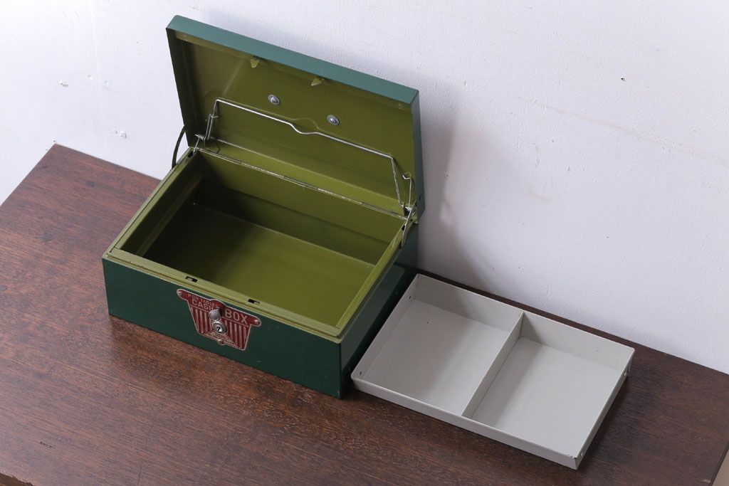 アンティーク雑貨　昭和レトロ　TOHO　内田洋行　ビンテージ手提げ金庫(CASH BOX)