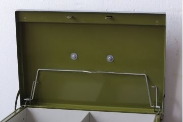 アンティーク雑貨　昭和レトロ　TOHO　内田洋行　ビンテージ手提げ金庫(CASH BOX)