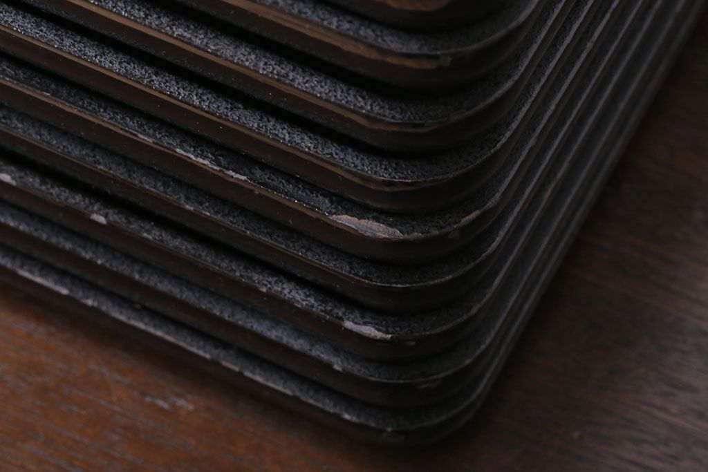 アンティーク雑貨　古民具・骨董　明治期　石目塗蒔絵膳9客