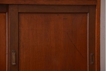 レトロ家具　和製アンティーク　モールガラス戸のレトロな食器棚(カップボード)