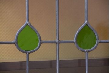 アンティーク家具　イギリスアンティーク　象嵌ステンドガラスケース
