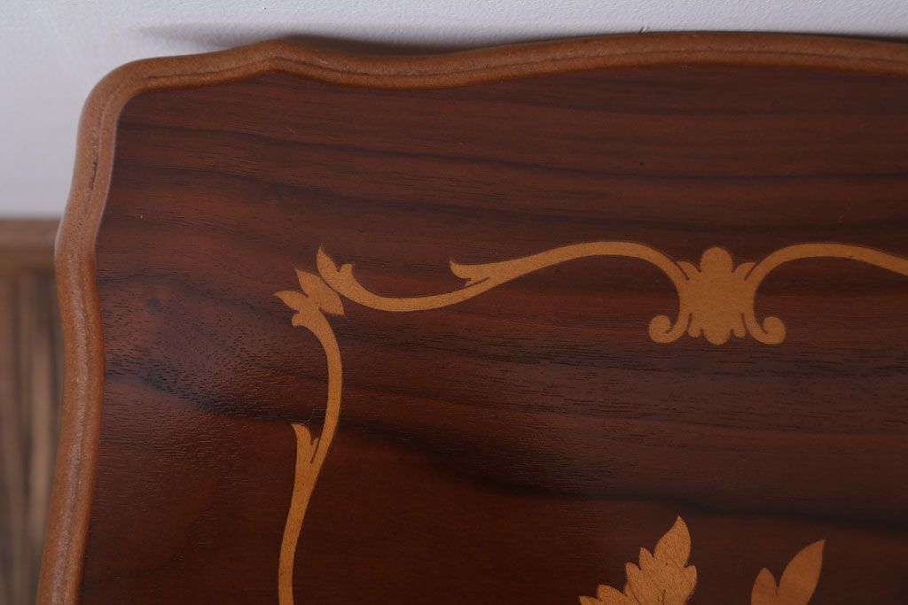 中古　イタリア製 高級感あふれる小さなサイドテーブル