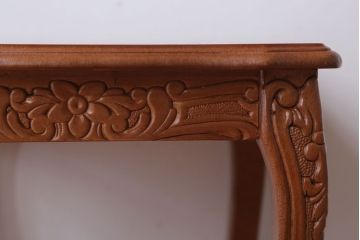 中古　イタリア製 高級感あふれる小さなサイドテーブル