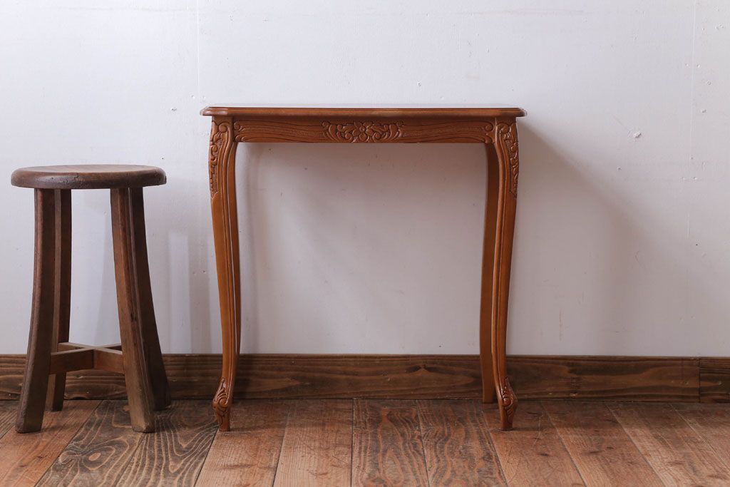 中古　イタリア製 高級感あふれるサイドテーブル