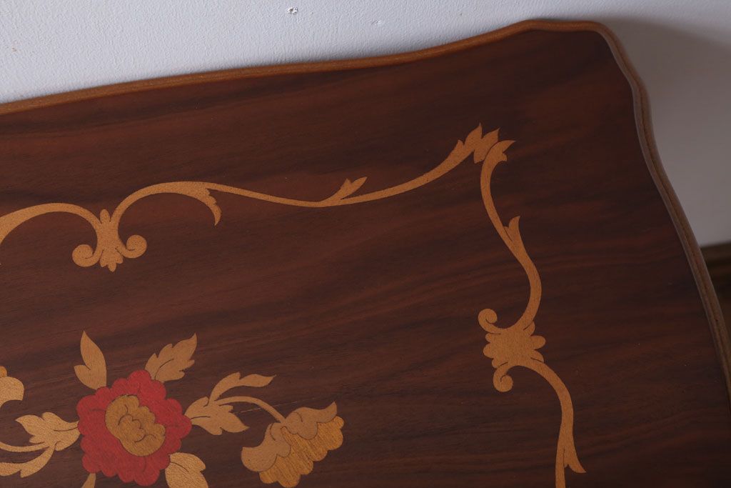 中古　イタリア製 高級感あふれるサイドテーブル