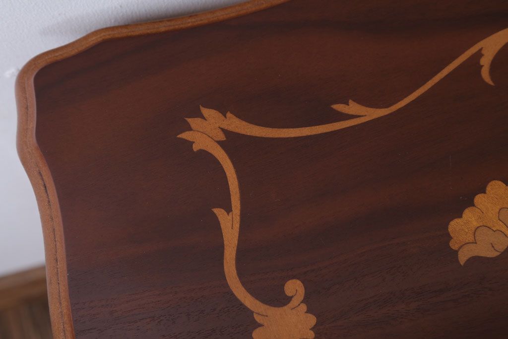 中古　イタリア製 高級感あふれるサイドテーブル