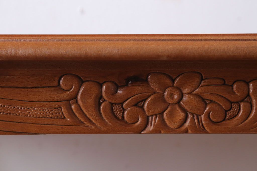 中古　イタリア製 高級感あふれるサイドテーブル