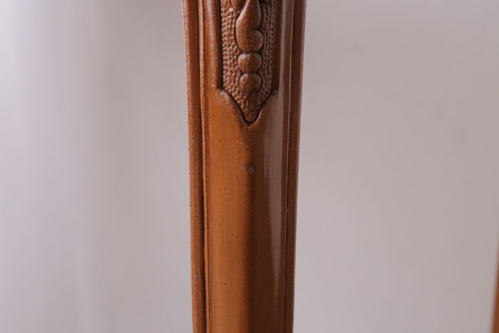 中古　イタリア製 高級感あふれるサイドテーブル