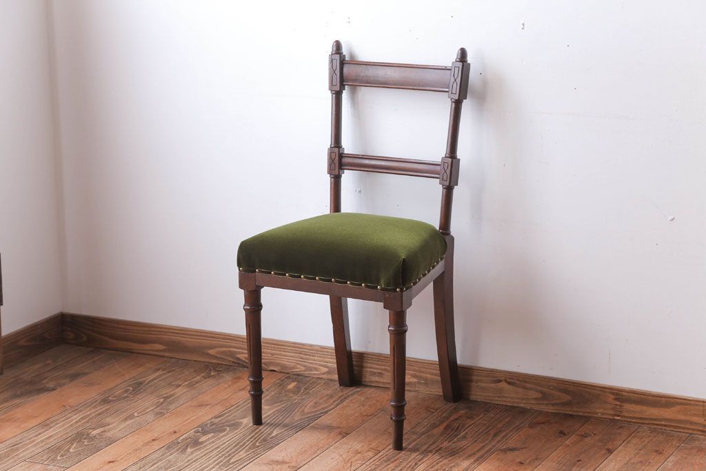 アンティーク家具　和製アンティーク　大正ロマンスタイルの上質なチェア